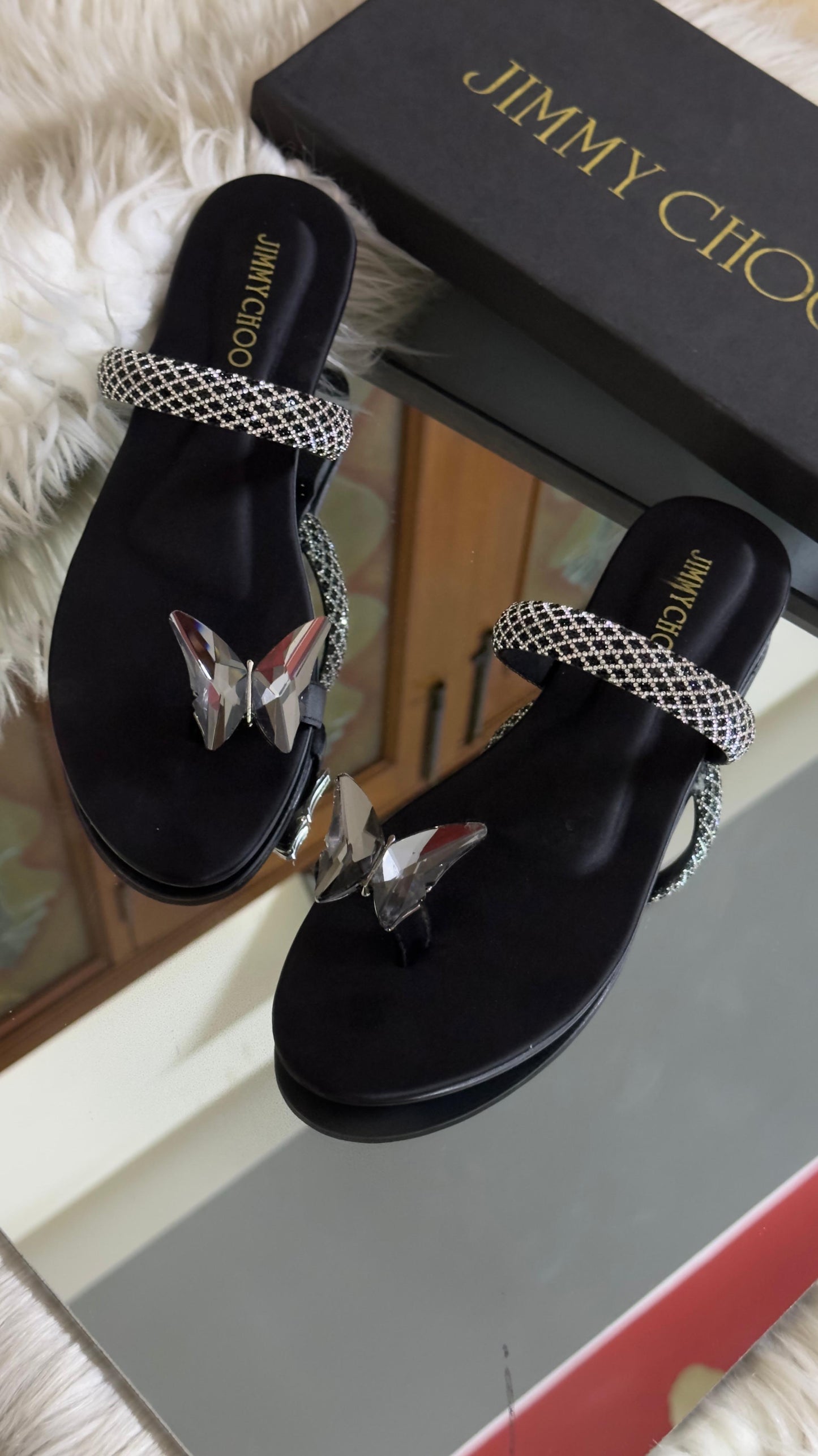 New Arrival β Jimmy Choo Slippers (Black)