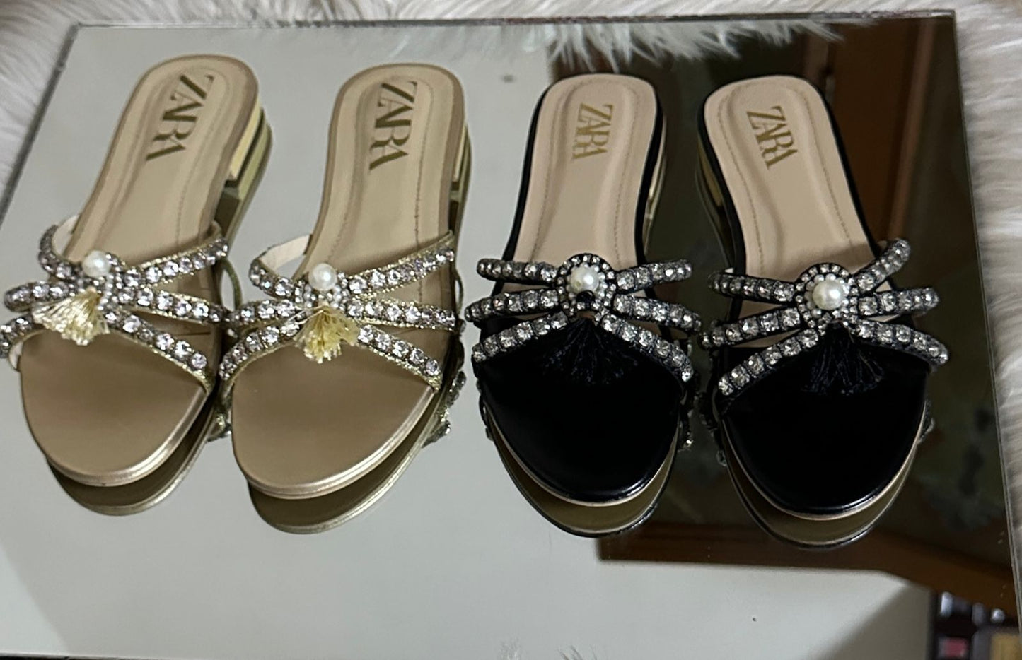 ZARA Stone Flat for Women (Black)