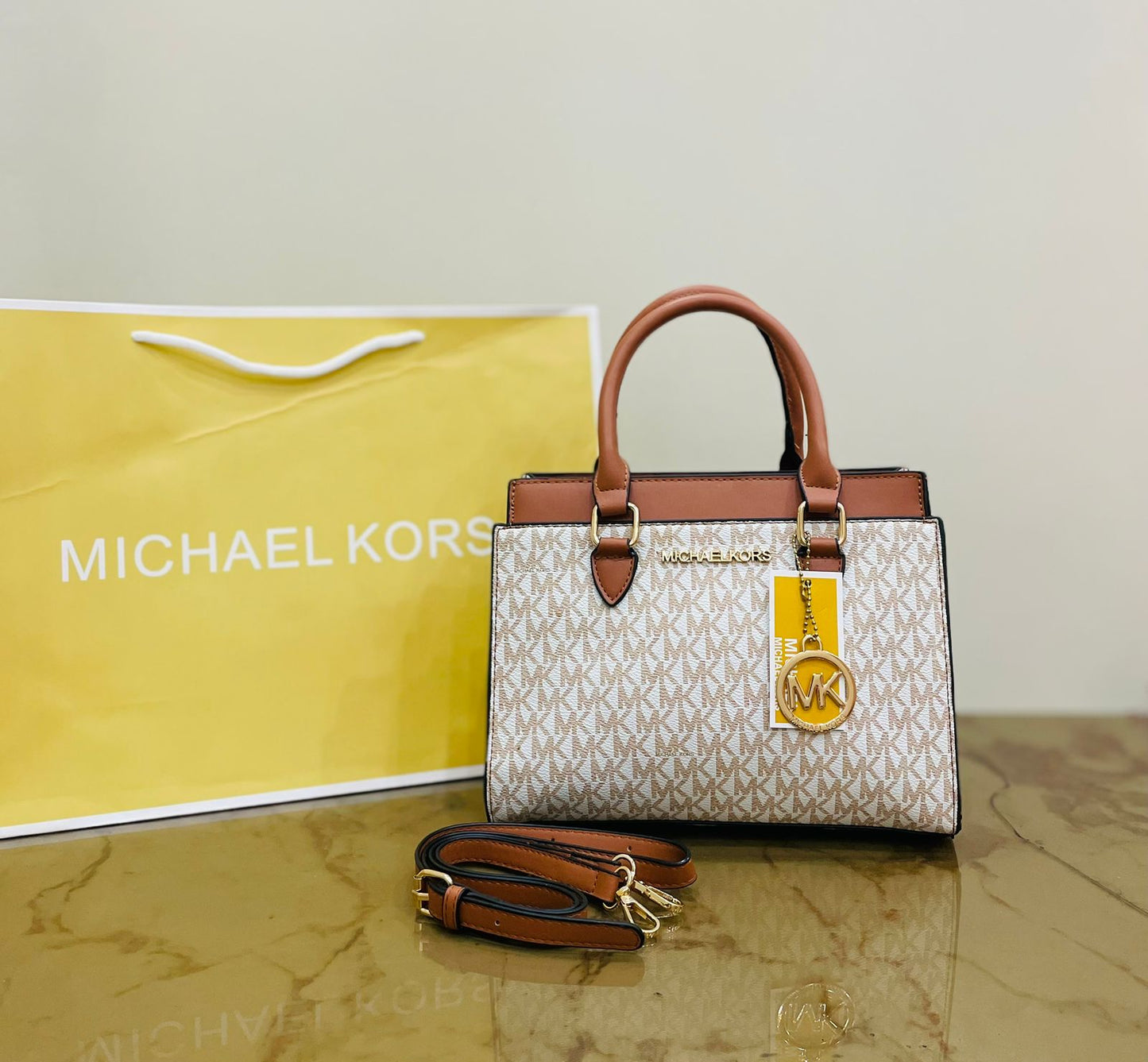 MICHAEL KORS β Premium Elegance (Brown/White)