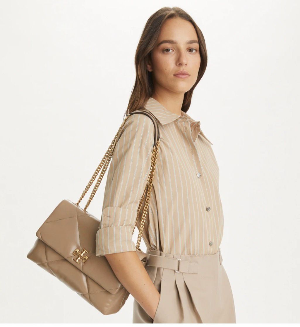 TORY BURCH β Kira Diamond Quilt Shoulder Bag (Brown)