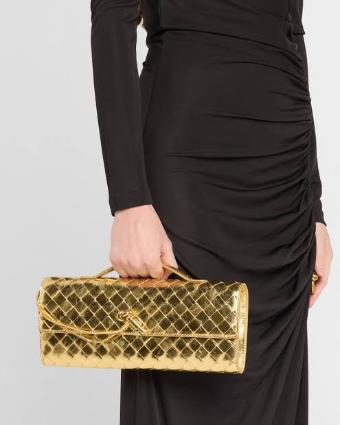 Bottega Veneta Andiamo Clutch Bag β 31cm (Gold 2)