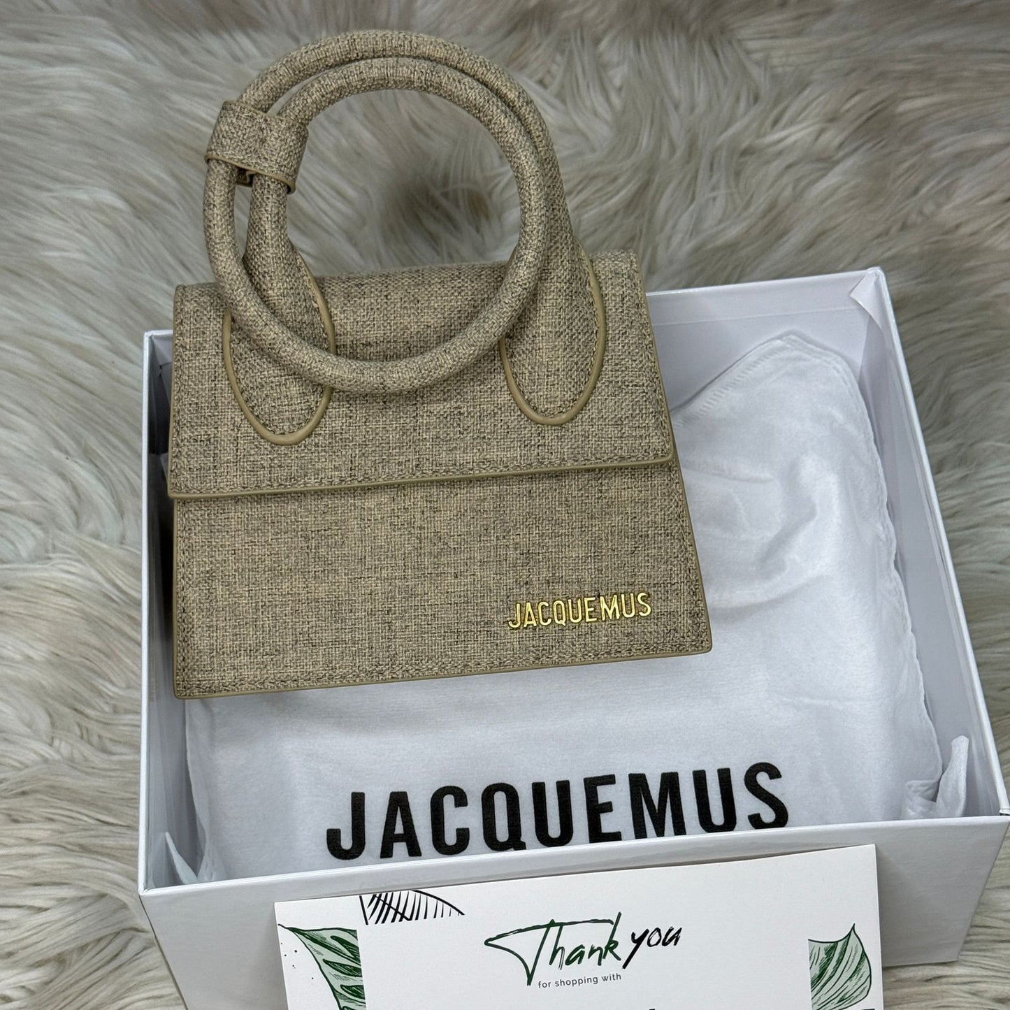 J-A-C-Q-U-E-M-U-S Le Grand Chiquito Tote – Luxe Mini Statement Women Bag (Beige-2)
