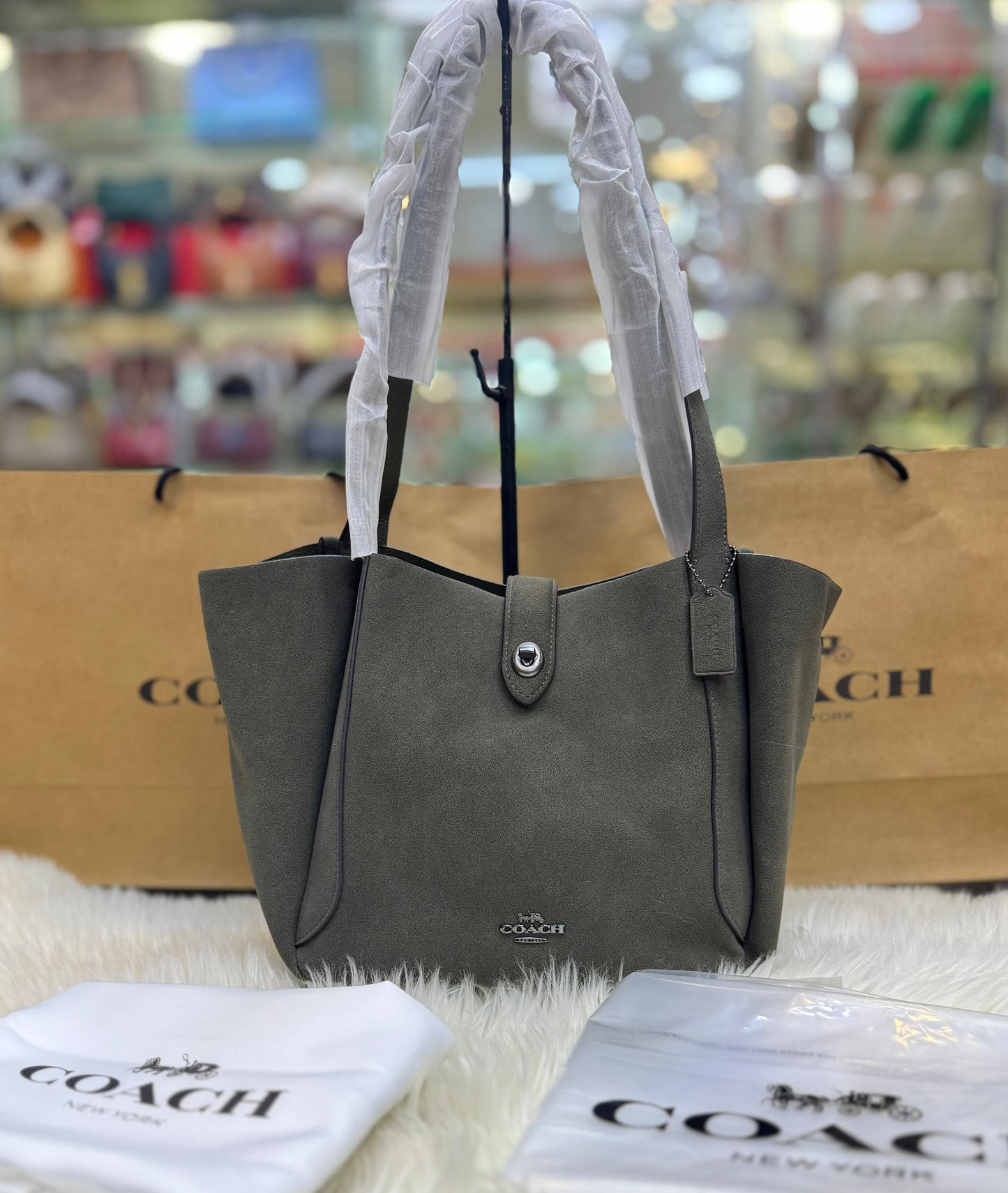 C-O-A-C-H Hadley Turnlock Tote – Elegant Luxe Women Bag (Green Suede)
