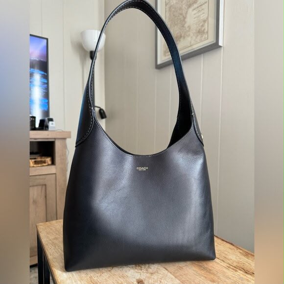 C-O-A-C-H Brooklyn 28 Shoulder Bag – Leather | Hong Kong Import | Branded Magnetic Box (Black)