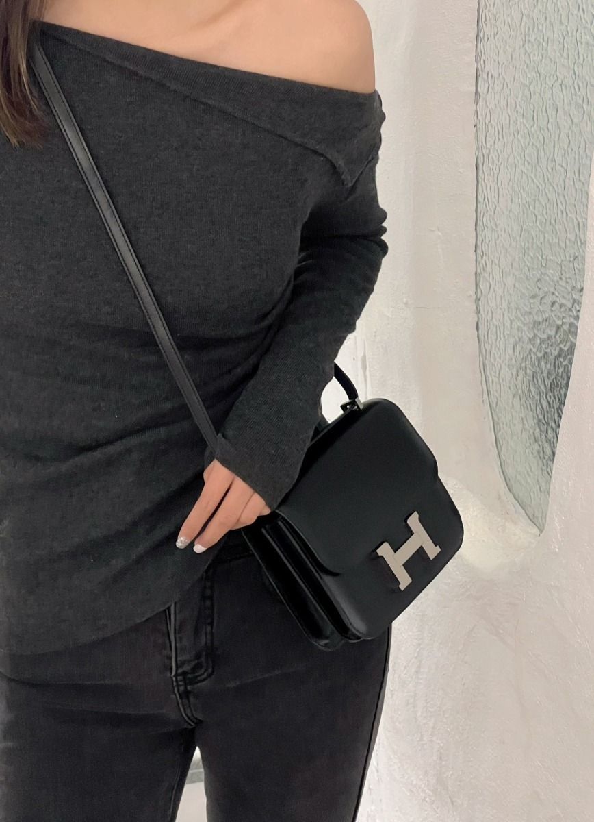 Hermès Constance 18 Bag – Classic Palladium Hardware (Black)