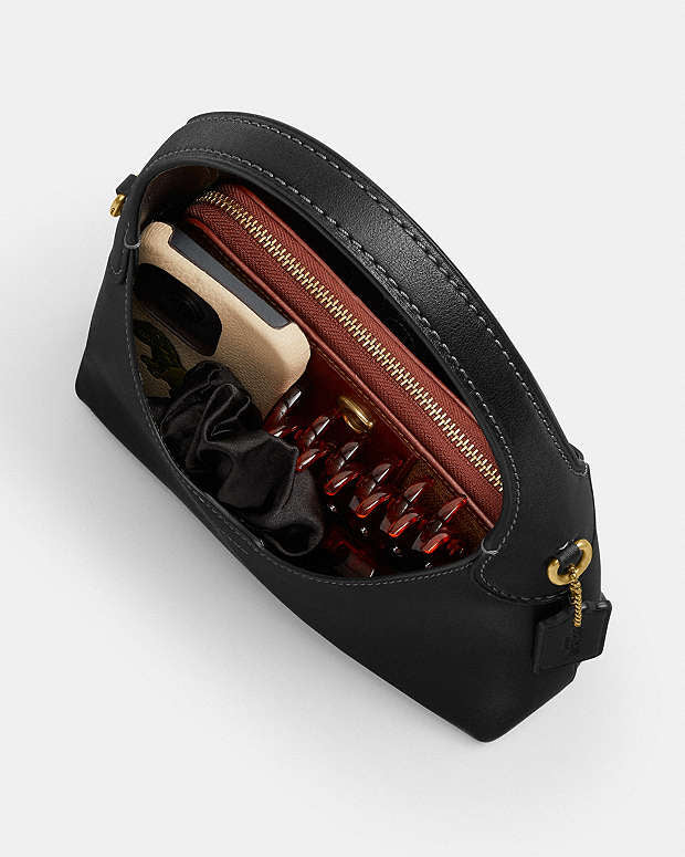 C-O-A-C-H Brooklyn Shoulder Bag 23 – Modern Luxe Women Bag (Black)