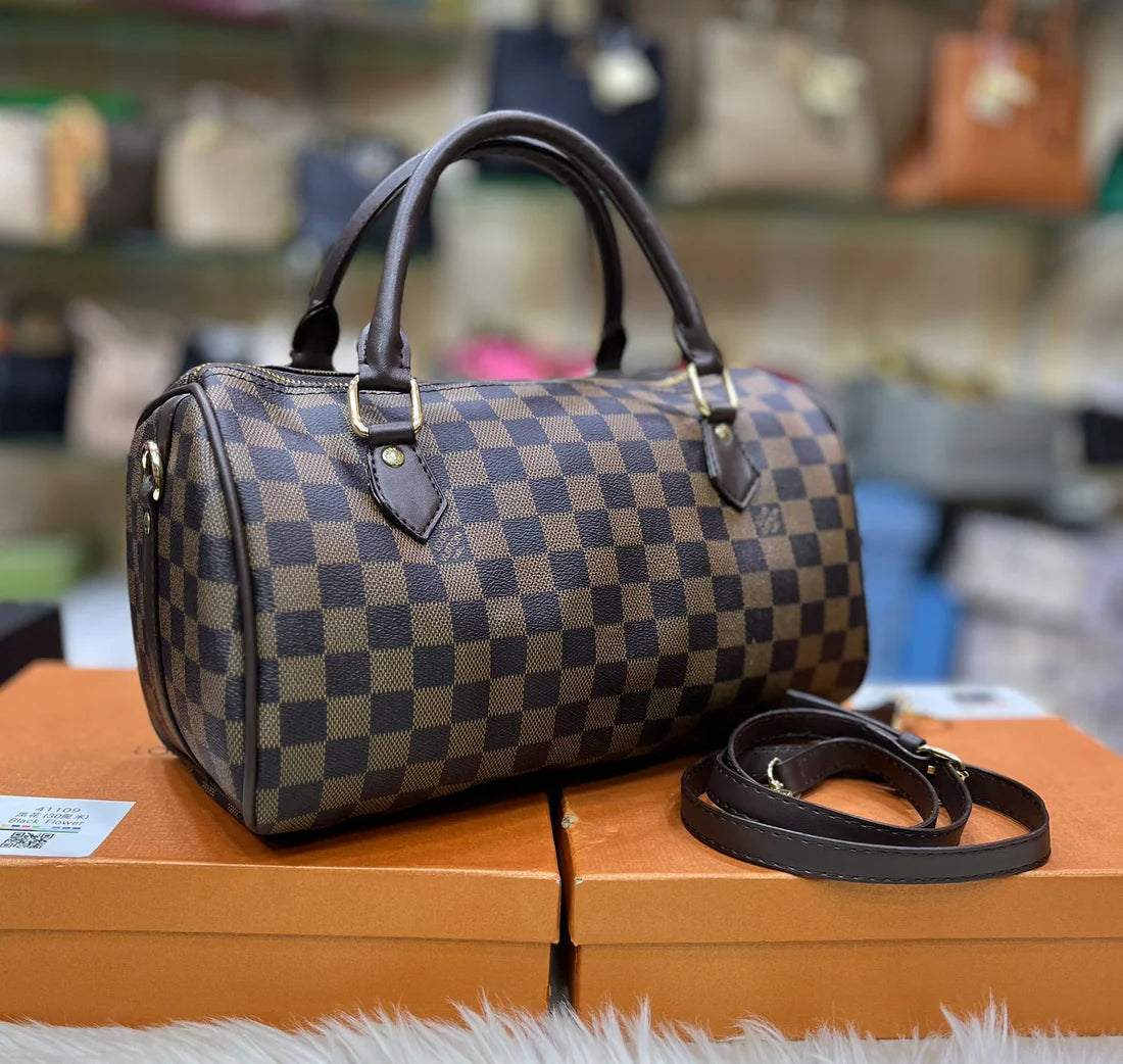 Louis Vuitton Duffel Bag - Premium Travel Companion (Brown/Black)