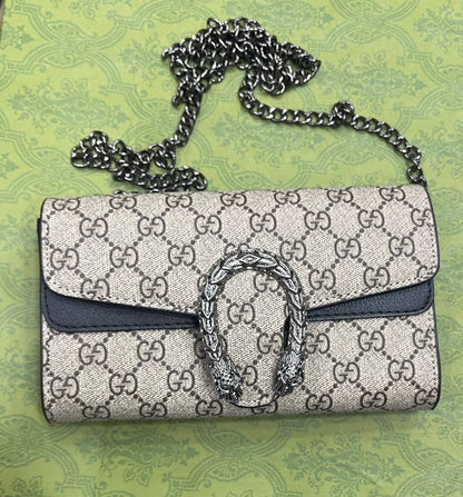 Gucci Dionysus GG Supreme Shoulder Wallet (Brown / Black)
