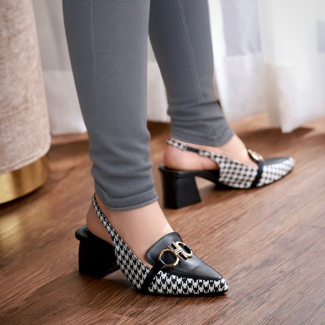 Zara Check Block Heel - Stylish Women’s Footwear  (Black)