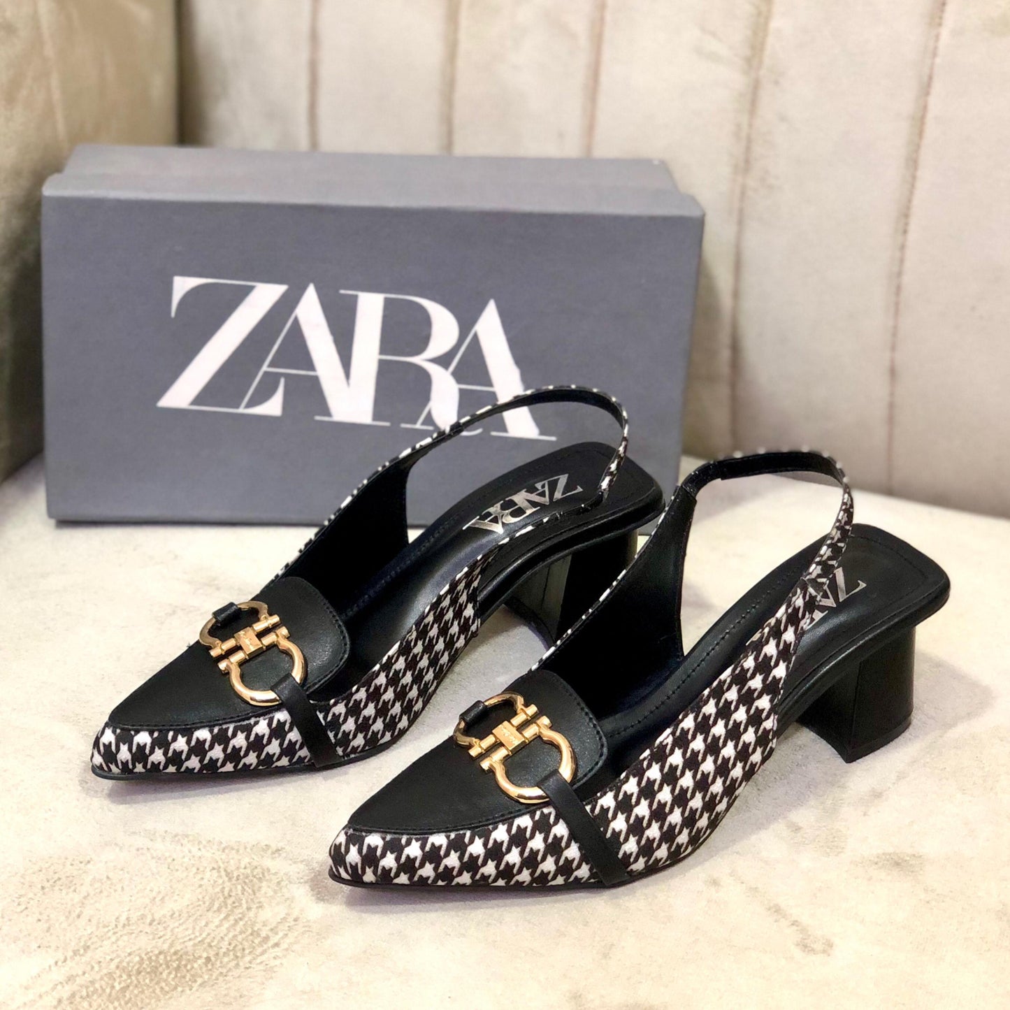 Zara Check Block Heel - Stylish Women’s Footwear  (Black)