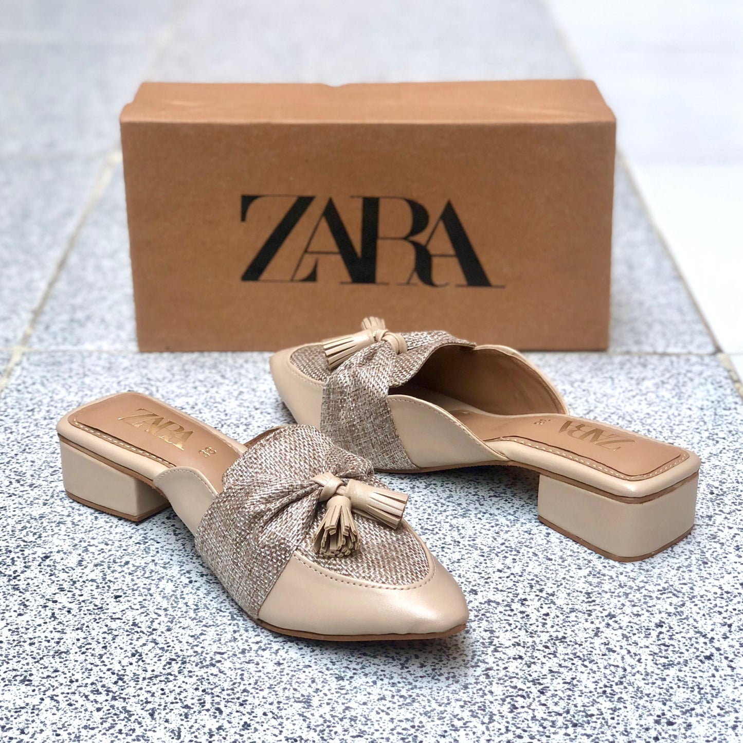 ZARA Block Heel Pumps (gold)