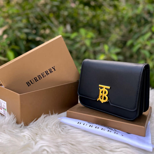 BURBERRY Master Quality Bag (Black)