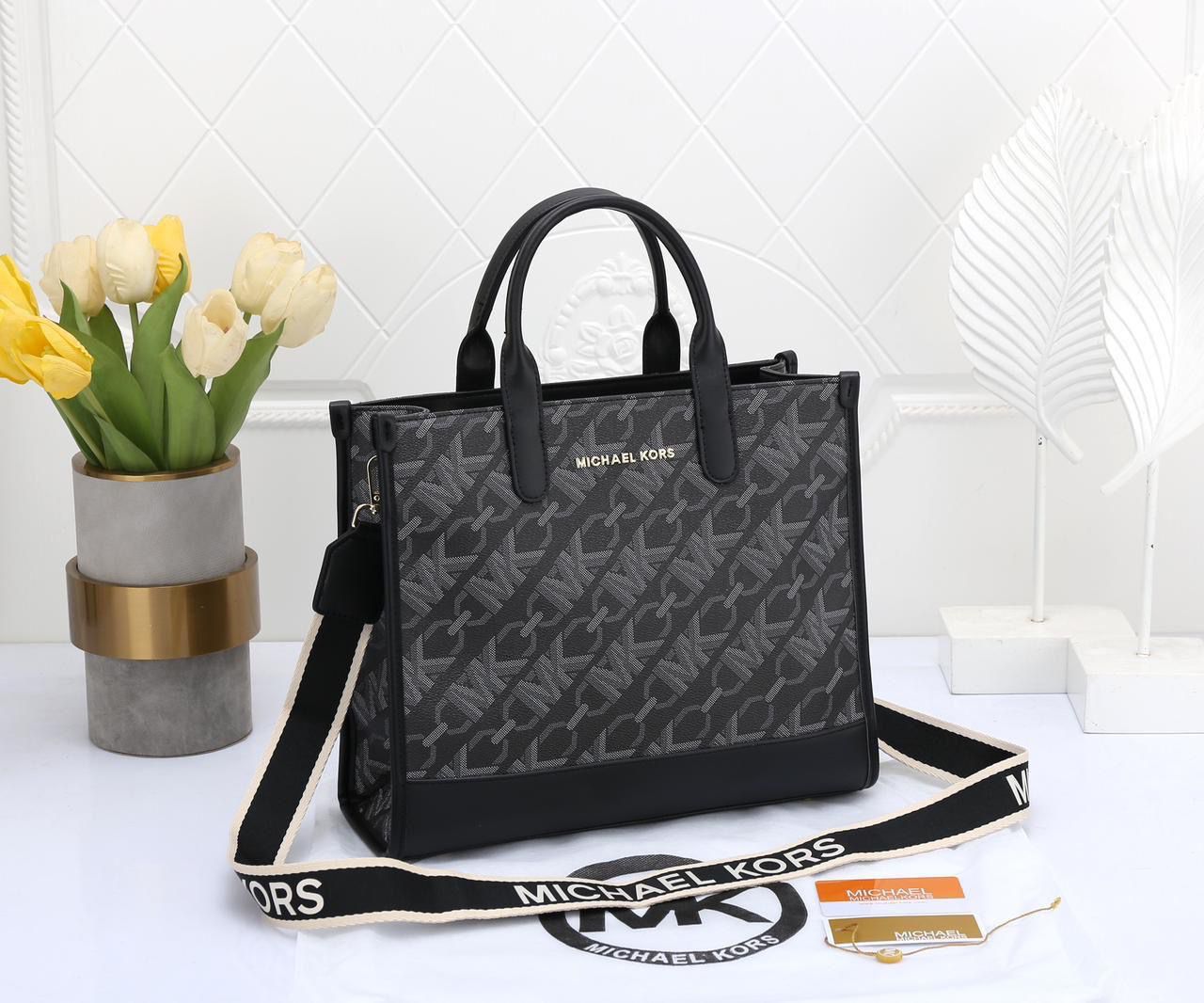 Michael Kors Women Handbag – Master Quality with Complete Branded Accessories (Black)