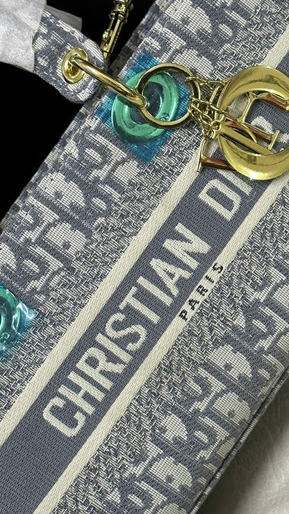 Christian Dior Embroidered Purse – Premium Women Bag (Grey)