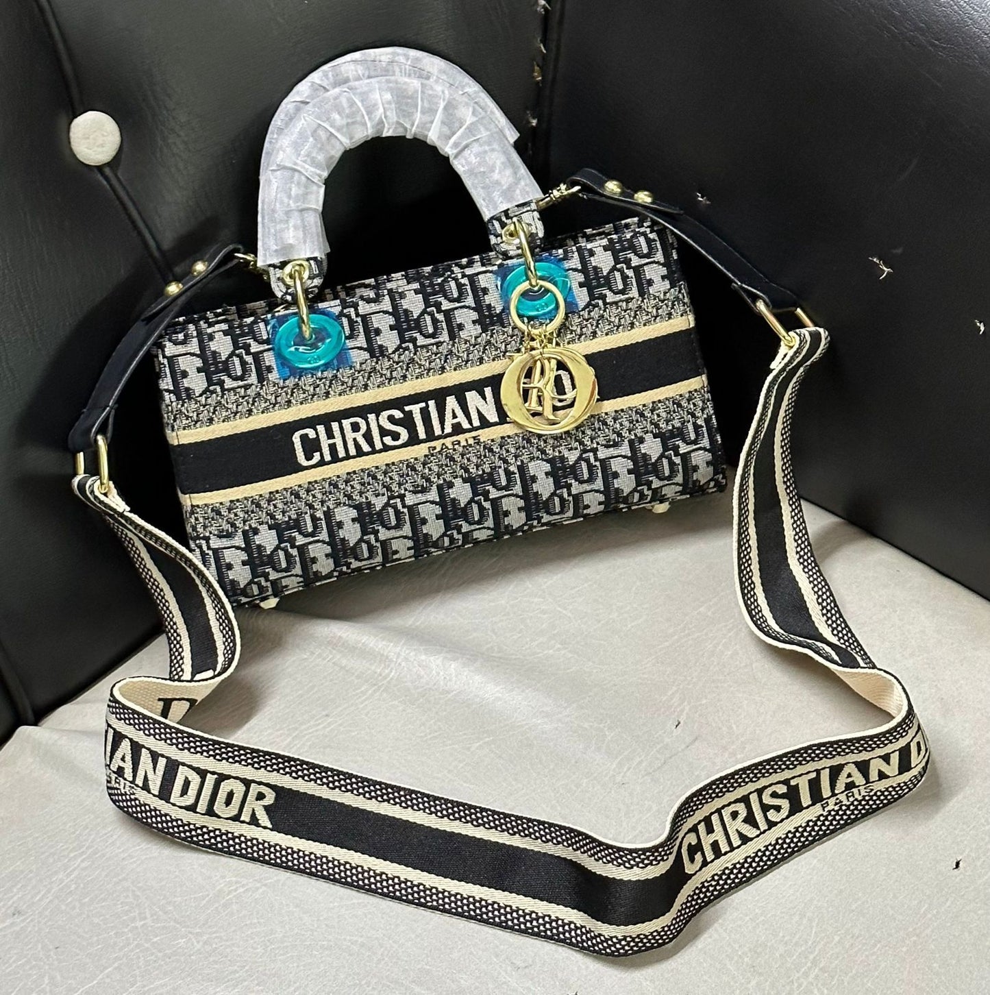 Christian Dior Embroidered Purse – Premium Women Bag (Black)