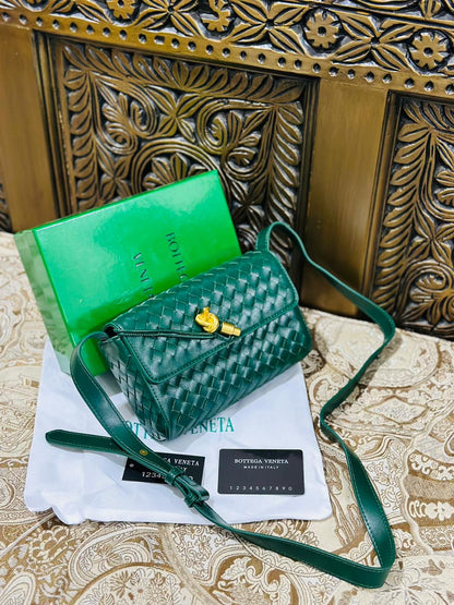 Bottega Veneta Woven Andiamo Crossbody Bag – Premium Quality (Green)