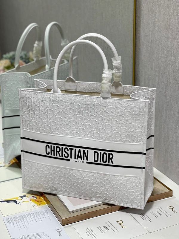 Dior Handbag – Restocked & Premium Quality (White)
