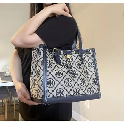 Tory Burch Women Handbag – Master Quality (Blue)