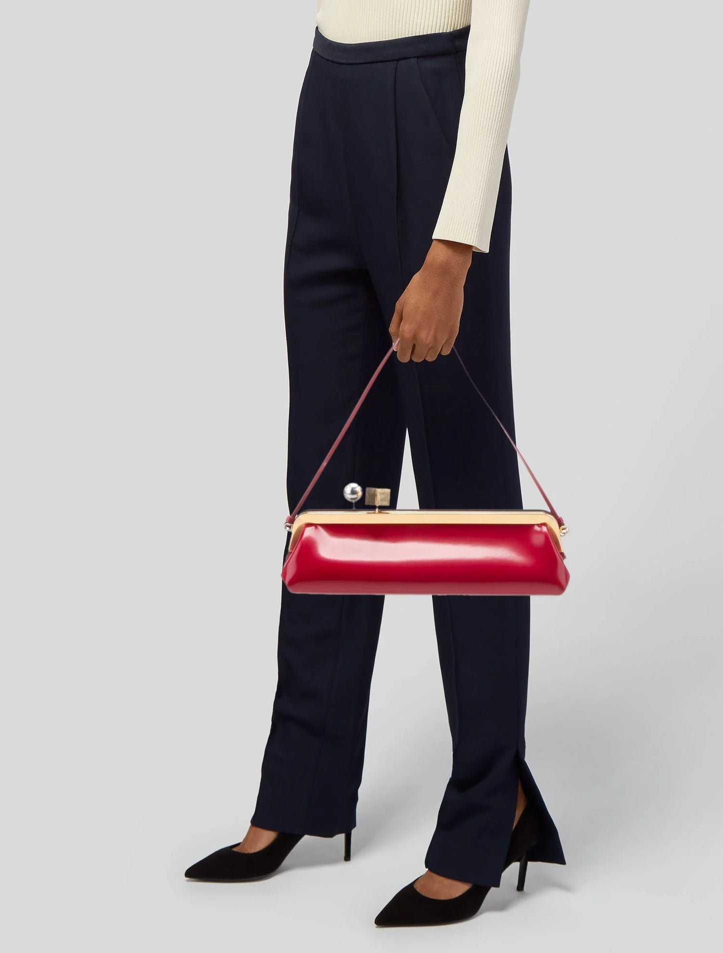 J-A-C-Q-U-E-M-U-S Salon Clutch Women Bag – Master Quality Edition (Red)