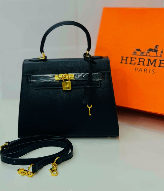 HERMÈS Medium Size Women Bag – Premium Quality (Black)