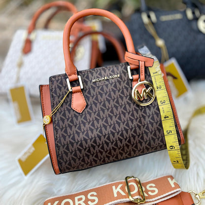 Michael Kors Women Bag – Master Quality (Brown)