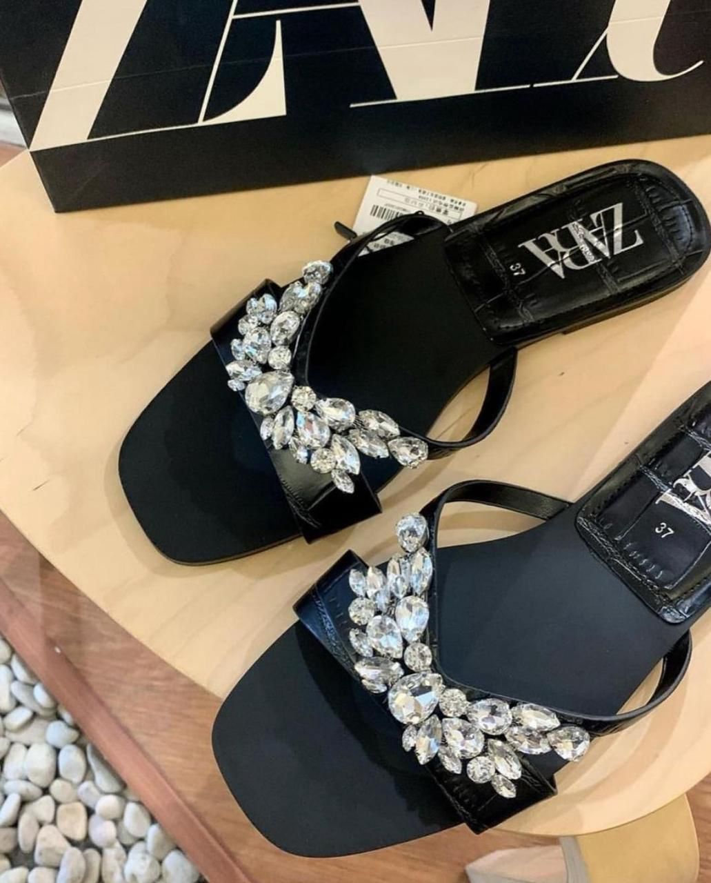 New Arrival – Zara-Inspired Slippers with Brand Box (Black)