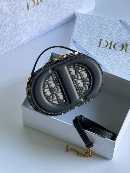 DIOR – High-Quality Women Bag (Black/White)