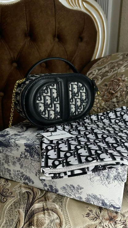 DIOR – High-Quality Women Bag (Black/White)