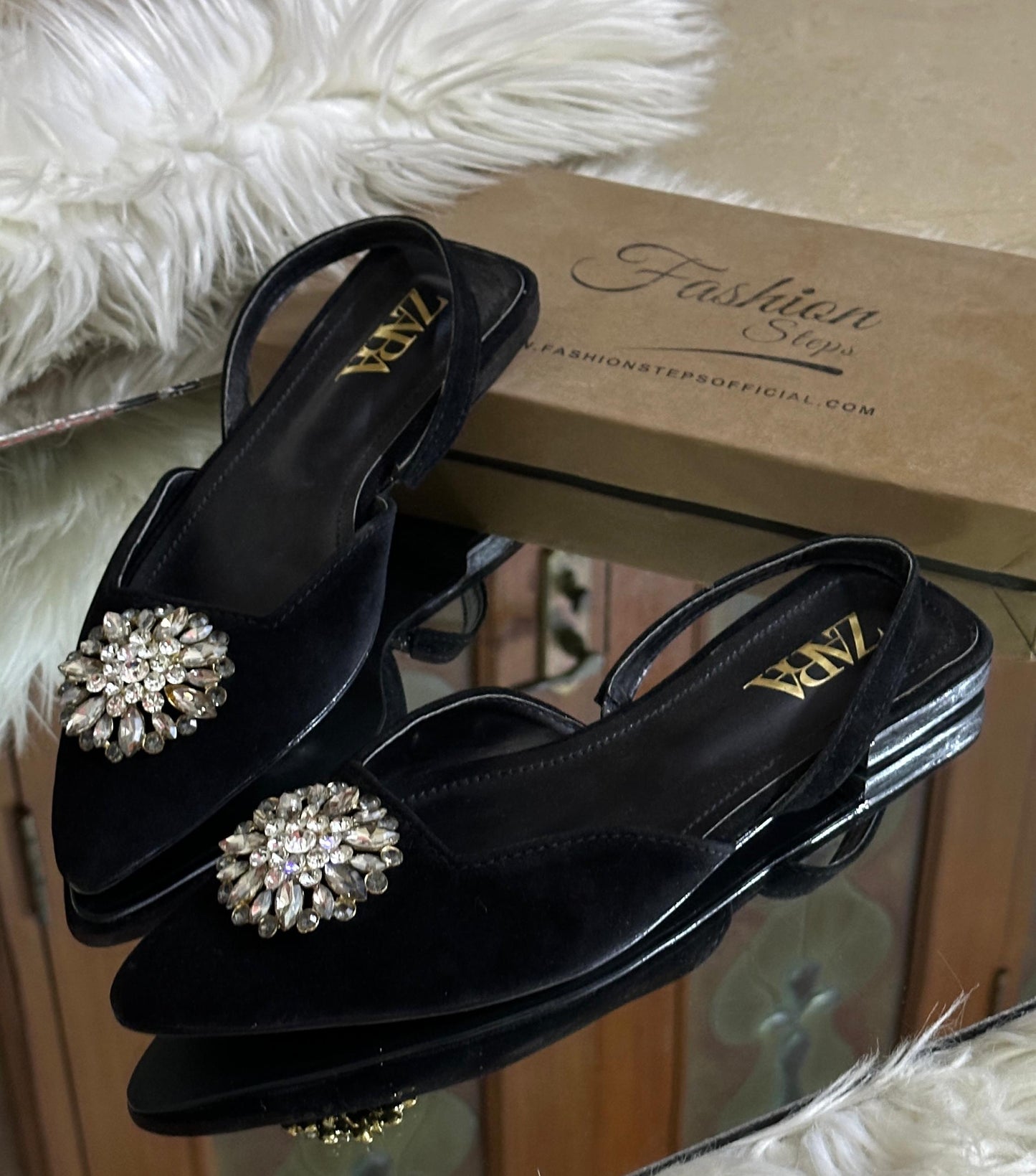 ZARA Women Flat – Elegant & Comfortable (Black)