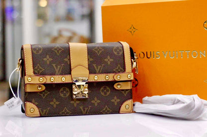 Louis Vuitton Crossbody Bag – Premium Quality & Timeless Elegance (Beige)
