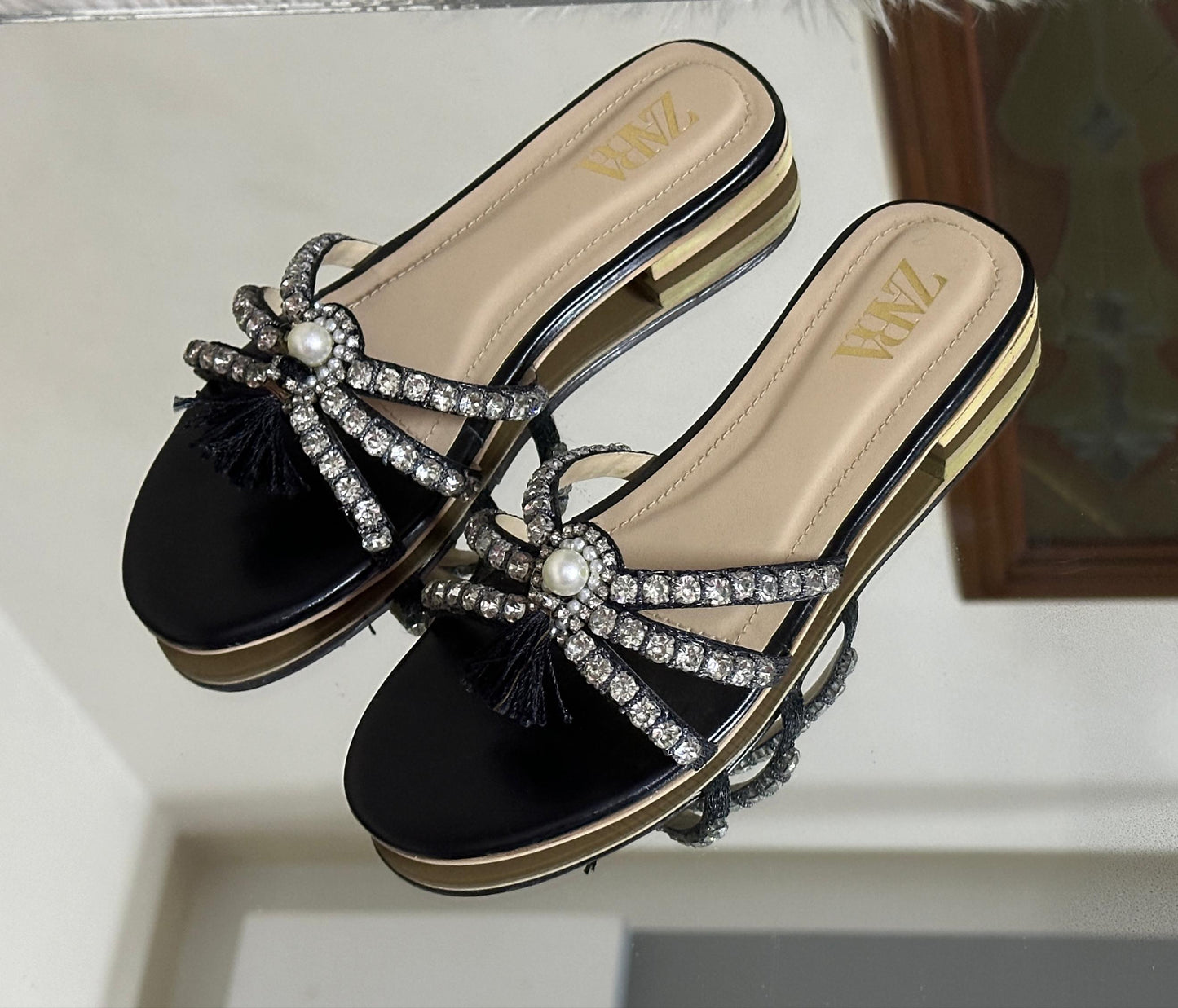 ZARA Stone Flat for Women (Black)