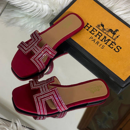 Hermès Iconic Luxury Slippers – Elegant & Timeless (Red)