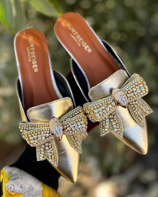 Kurt Geiger Women's Flat Mules – Chic & Comfortable (Gold)