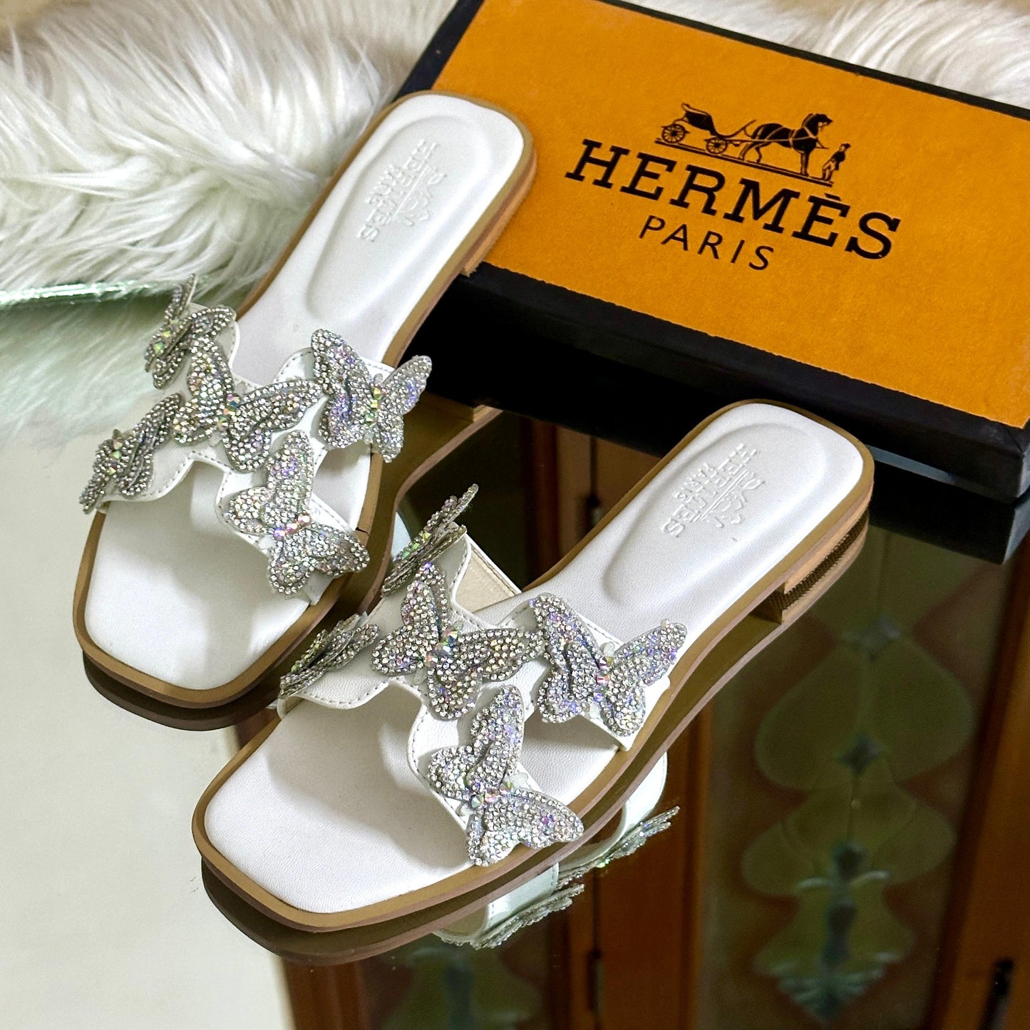 HERMÈS Women's Slippers – Timeless Elegance & Comfort (Silver)