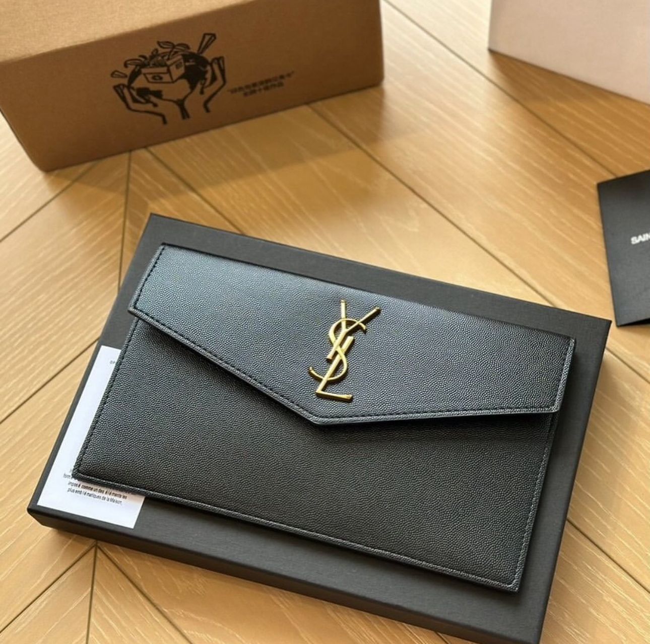 YSL Women Hand Bag – Luxury & Elegance (Black-1)