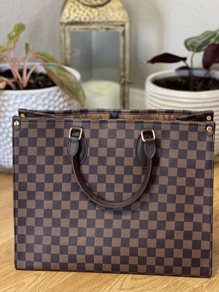 Louis Vuitton Women Tote Bag – Elegant & Spacious (Brown-Checkboxes)