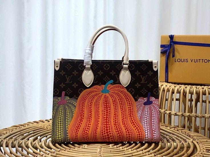 Louis Vuitton Women Tote Bag – Elegant & Spacious (Brown-Art)
