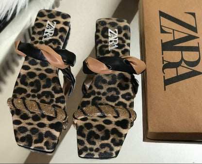 ZARA NEW ARRIVAL — Women's Flat Slippers (Brown)