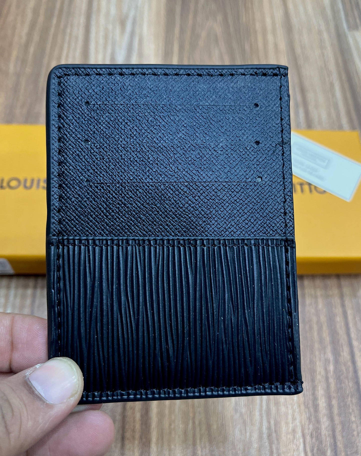 LOUIS VUITTON — Classic Monogram Card Holder (With Brand Box) (Black)