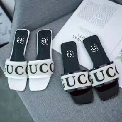 GUCCI — Designer Women's Flat Slippers (With Brand Box) (White)