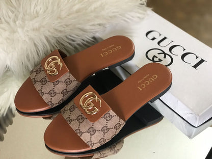 GUCCI — Women's Flat Slippers (With Brand Box) (Beige - Brown)
