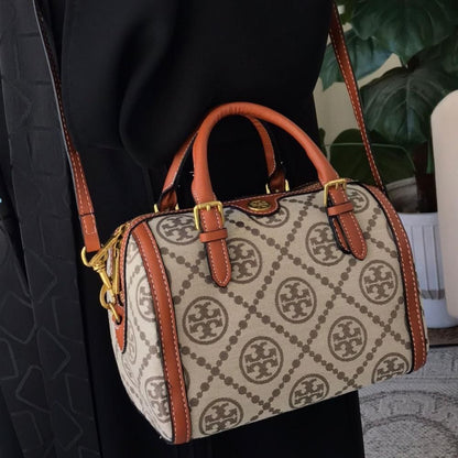 T-O-R-Y B-U-R-C-H Duffle Women Bag – Travel Edition (Brown/Beige)