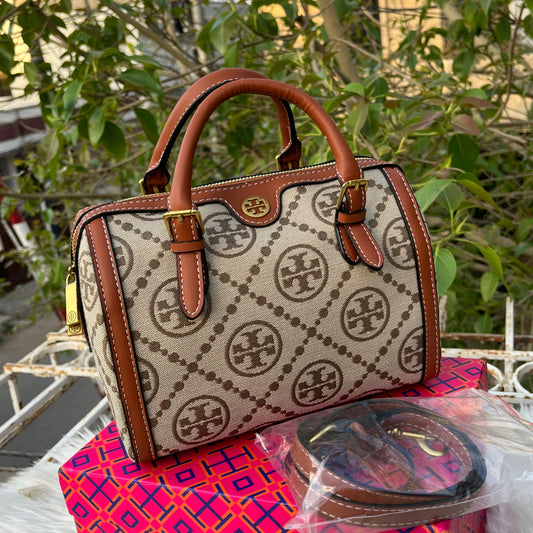 T-O-R-Y B-U-R-C-H Duffle Women Bag – Travel Edition (Brown/Beige)