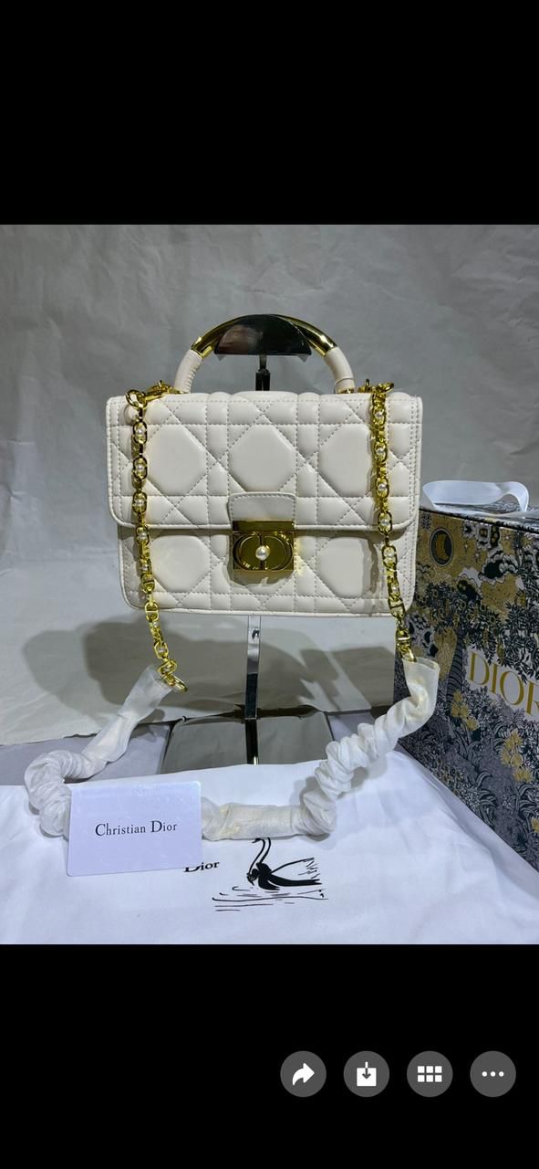 DIOR — Medium Women's Bag (High Quality | Same As Original | Full Dior Packaging) (White)