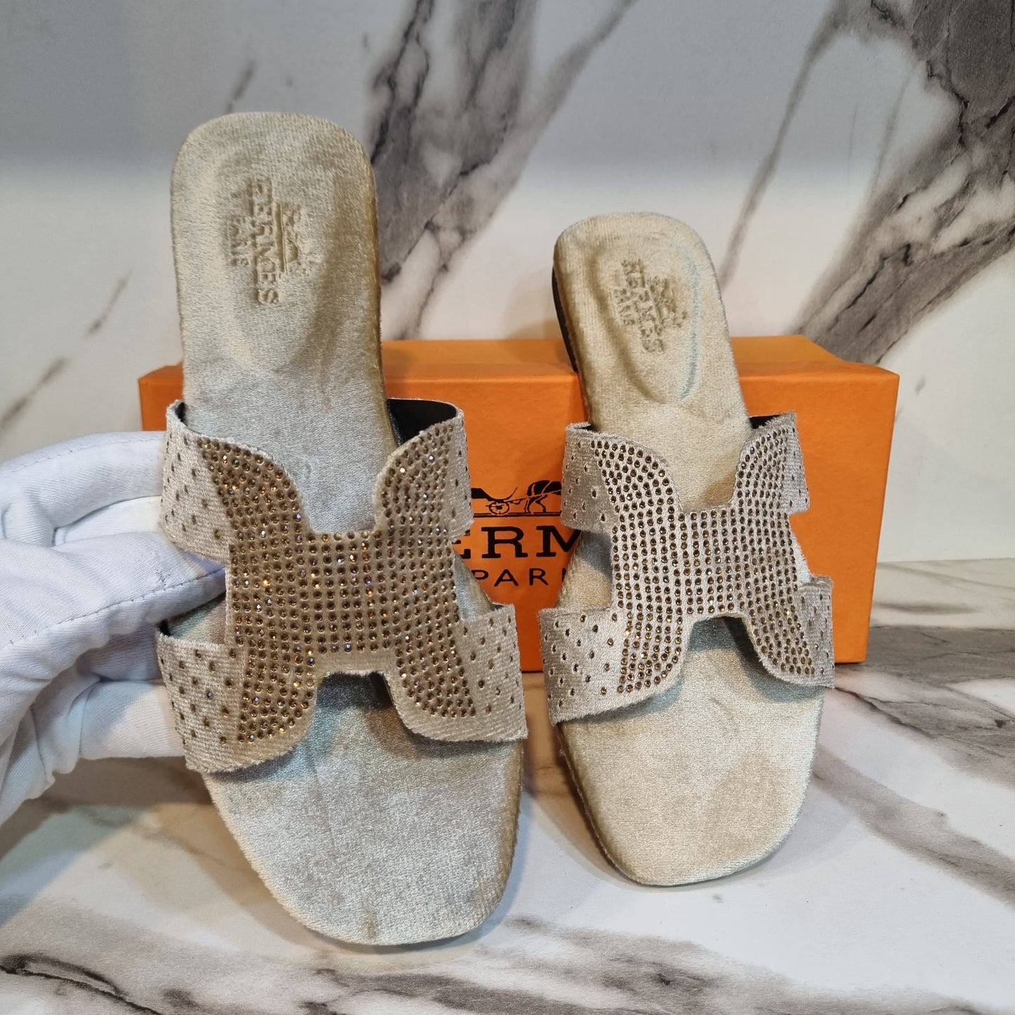 Hermes Stone Flats – Restocked in 5 Gorgeous Colors (Cream)