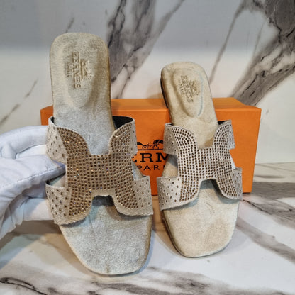Hermes Stone Flats – Restocked in 5 Gorgeous Colors (Cream)