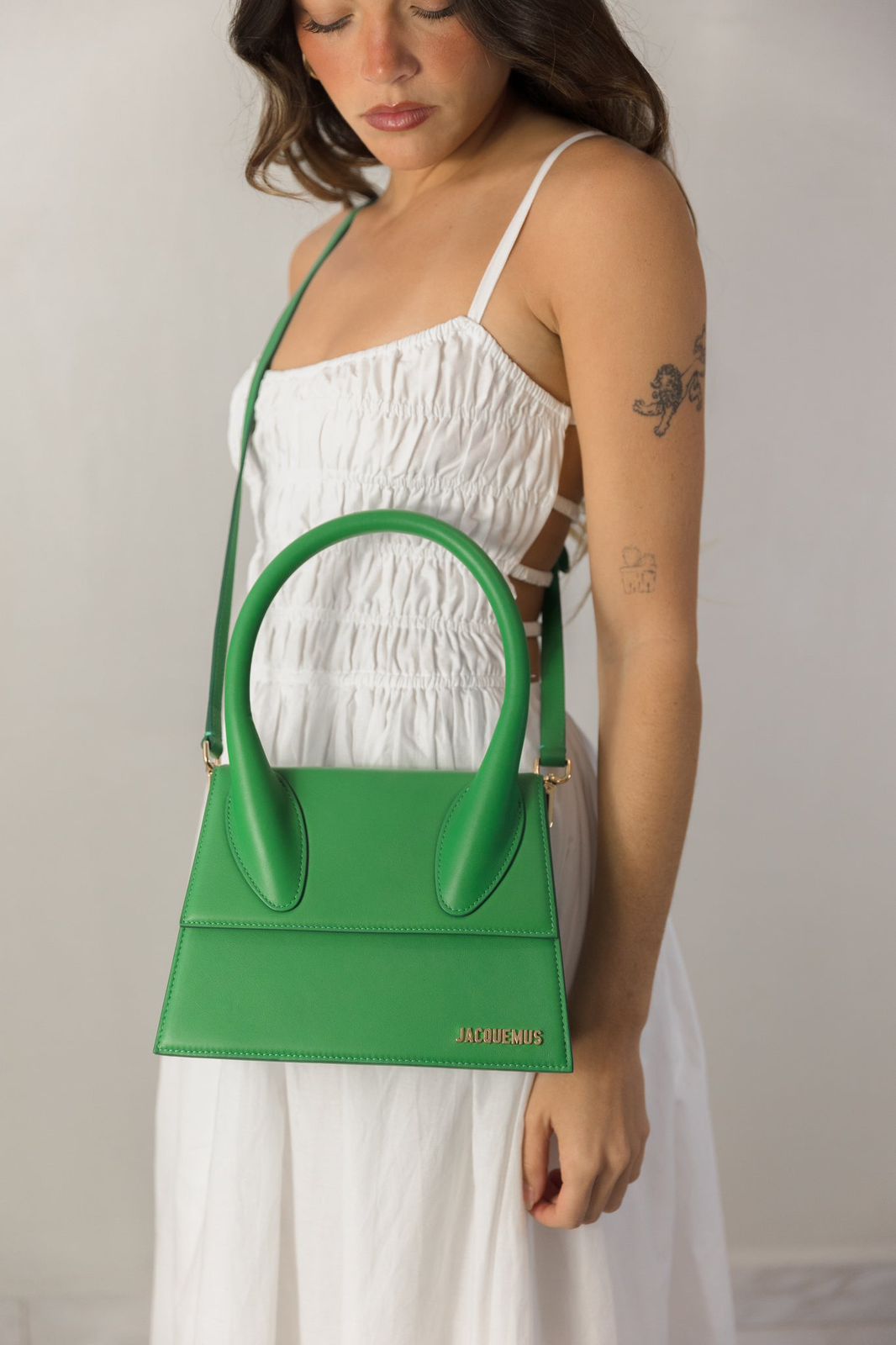 J-A-C-Q-U-E-M-U-S Le Grand Chiquito Tote – Luxe Mini Statement Women Bag (Green-2)