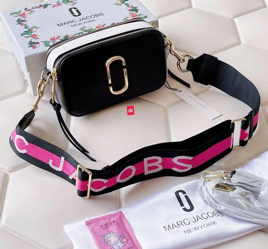 MARK JACOBS – Premium Crossbody Bag (Black/White)