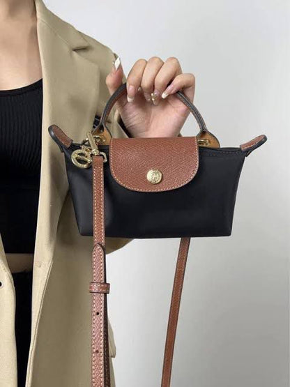 LONGCHAMP Mini Bag – Chic & Compact (Black/Brown)