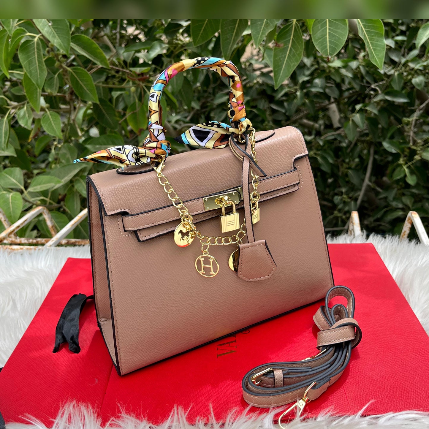 HERMES Kelly Women Bag – Premium Handbag with Long Belt & Brand Box (Beige)
